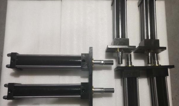 液壓油缸動作的工作原理是什么？油液在線監測工廠來介紹